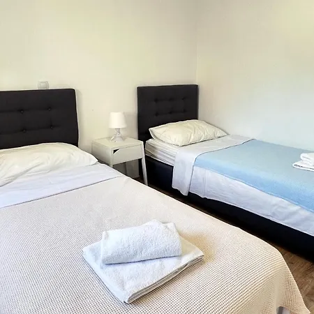Giovanni Apartments Family Resort Mandre